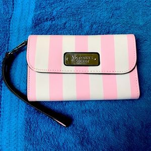 Victoria’s Secret wallet